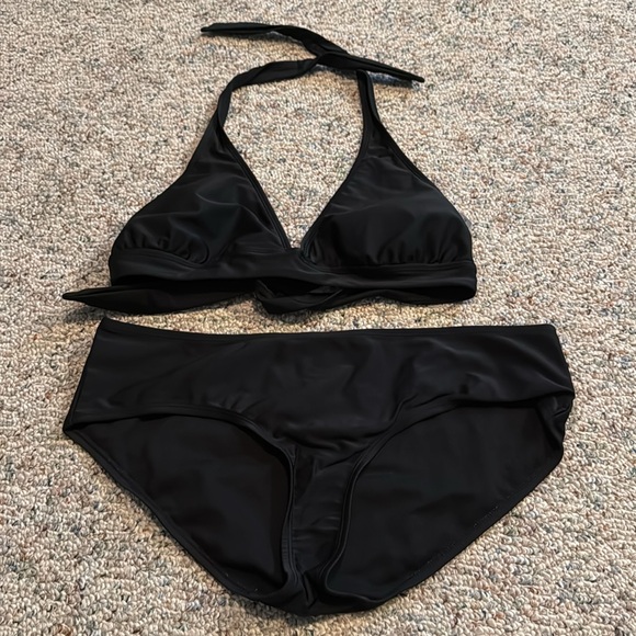 Women’s Old Navy Two Piece - Picture 1 of 3